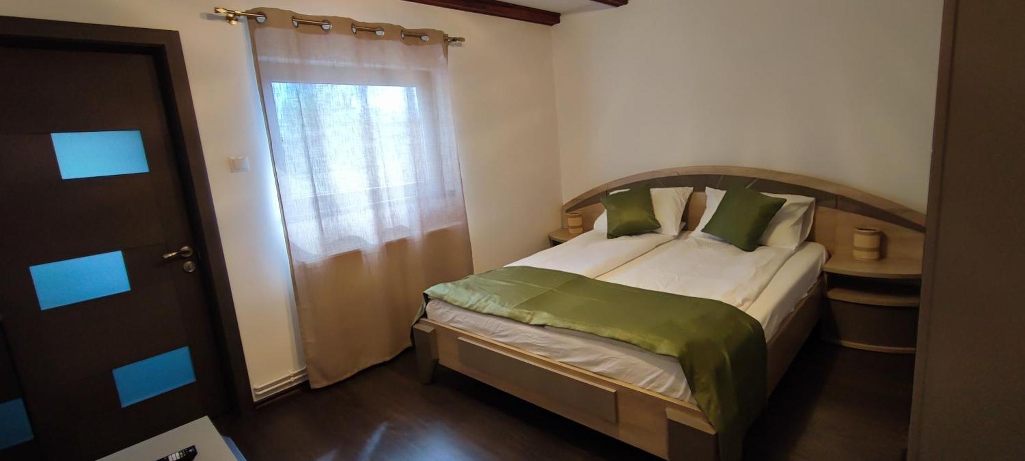 La Coti Villa Tarlungeni ภายนอก รูปภาพ