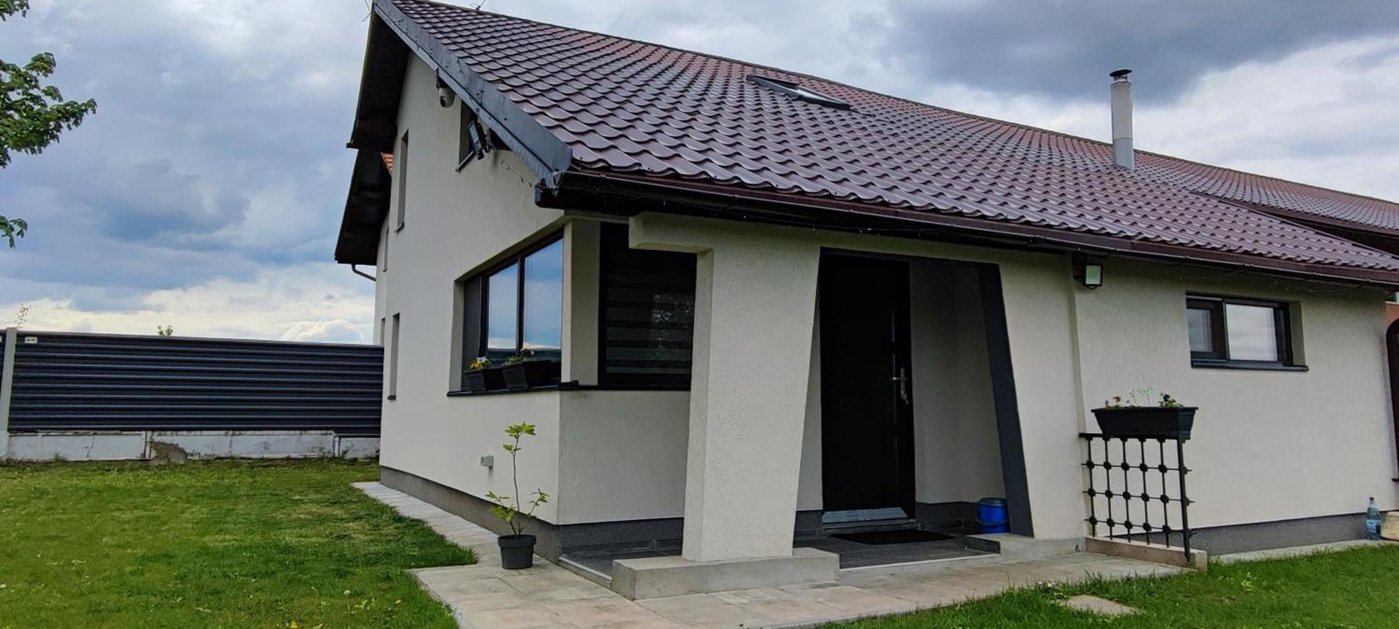 La Coti Villa Tarlungeni ภายนอก รูปภาพ