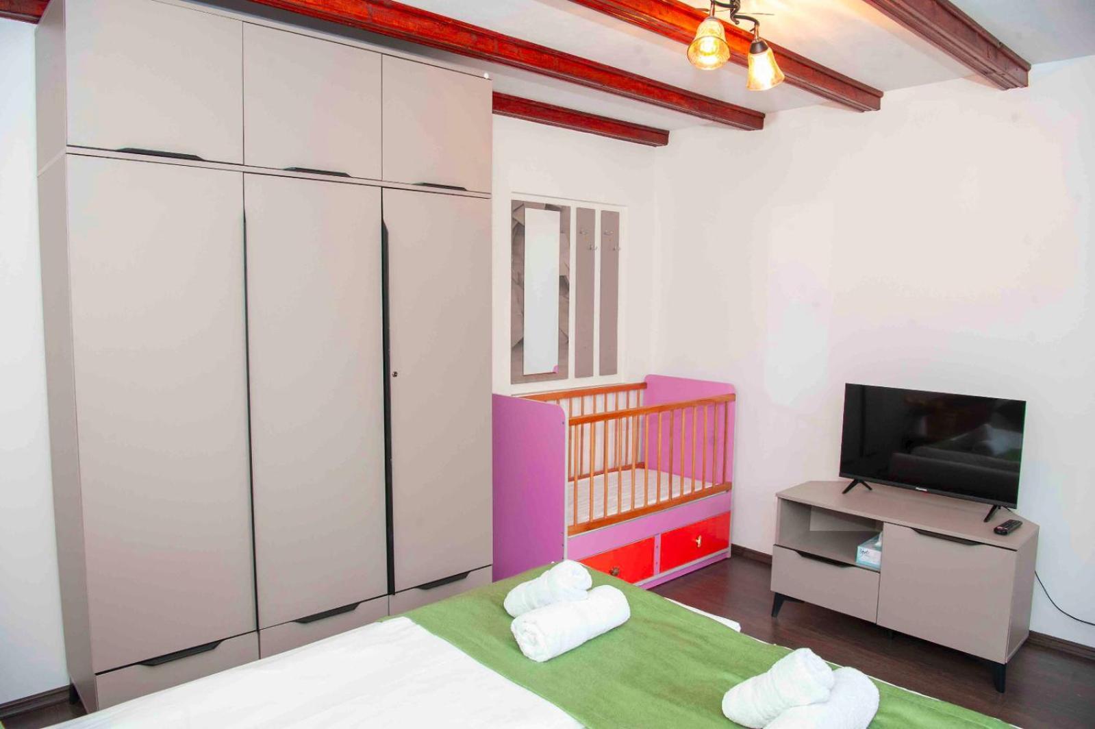 La Coti Villa Tarlungeni ภายนอก รูปภาพ