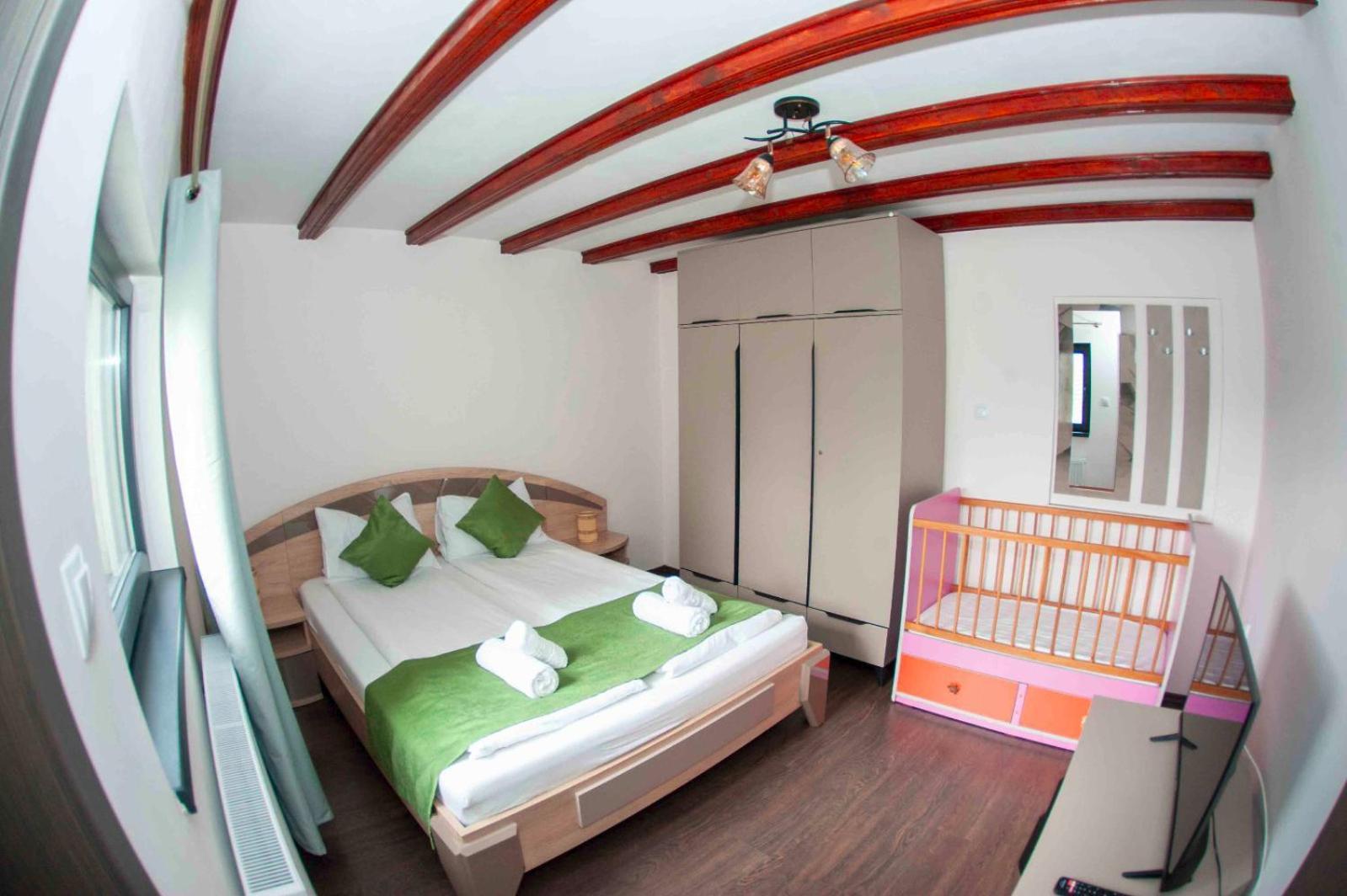 La Coti Villa Tarlungeni ภายนอก รูปภาพ