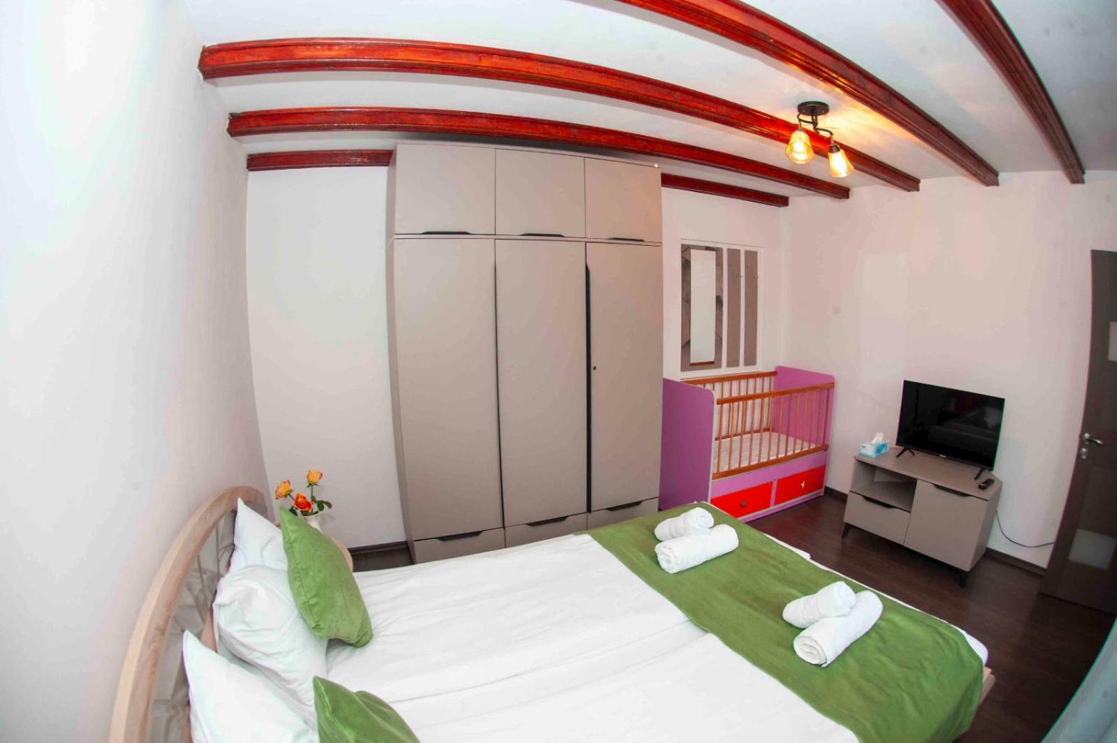 La Coti Villa Tarlungeni ภายนอก รูปภาพ