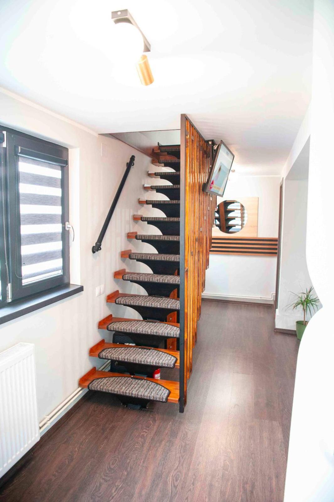 La Coti Villa Tarlungeni ภายนอก รูปภาพ