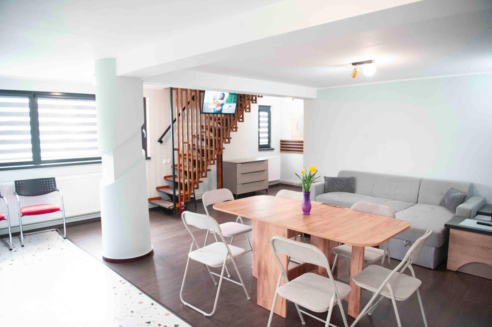 La Coti Villa Tarlungeni ภายนอก รูปภาพ